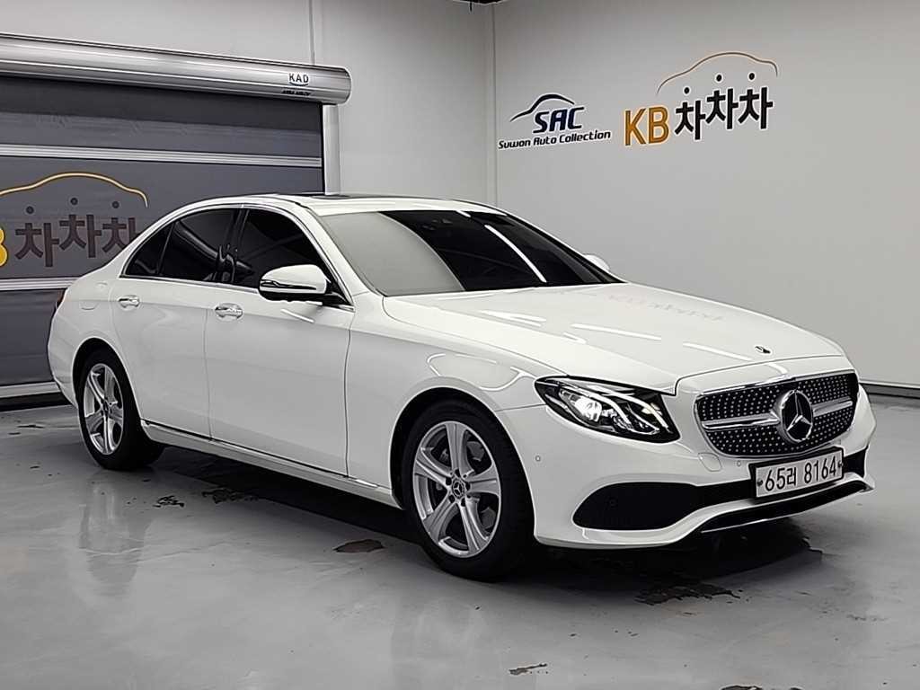 벤츠 E 클래스 E-클래스 W213 E200 아방가르드 이미지 4
