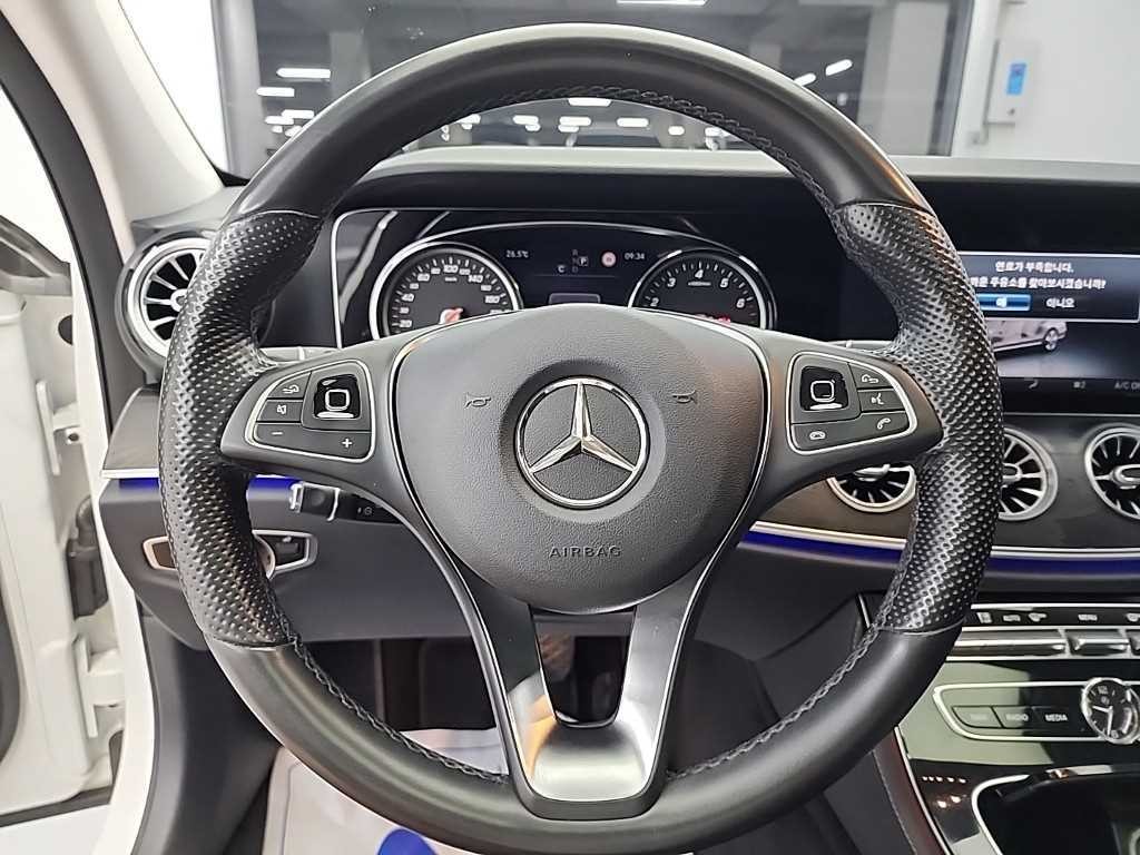 벤츠 E 클래스 E-클래스 W213 E200 아방가르드 이미지 9