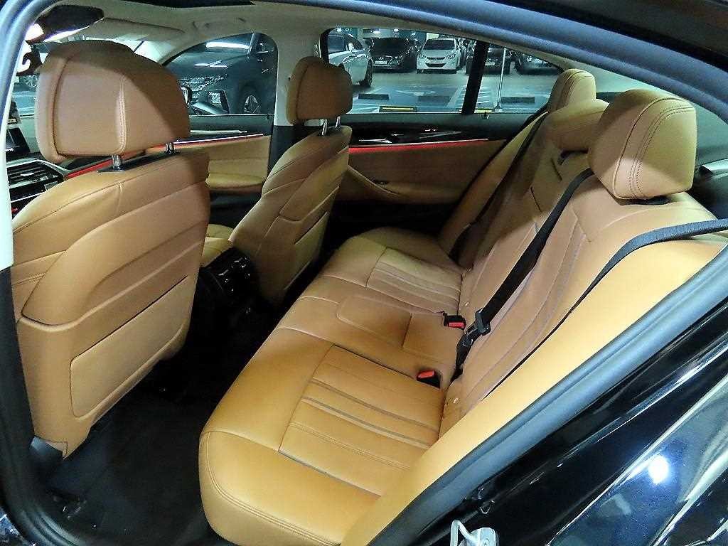 BMW 5시리즈 5시리즈 (G30) 520i 럭셔리 이미지 7