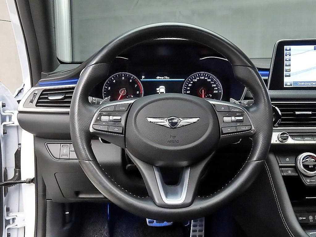 제네시스 G70 2.0T 스포츠 패키지 이미지 9