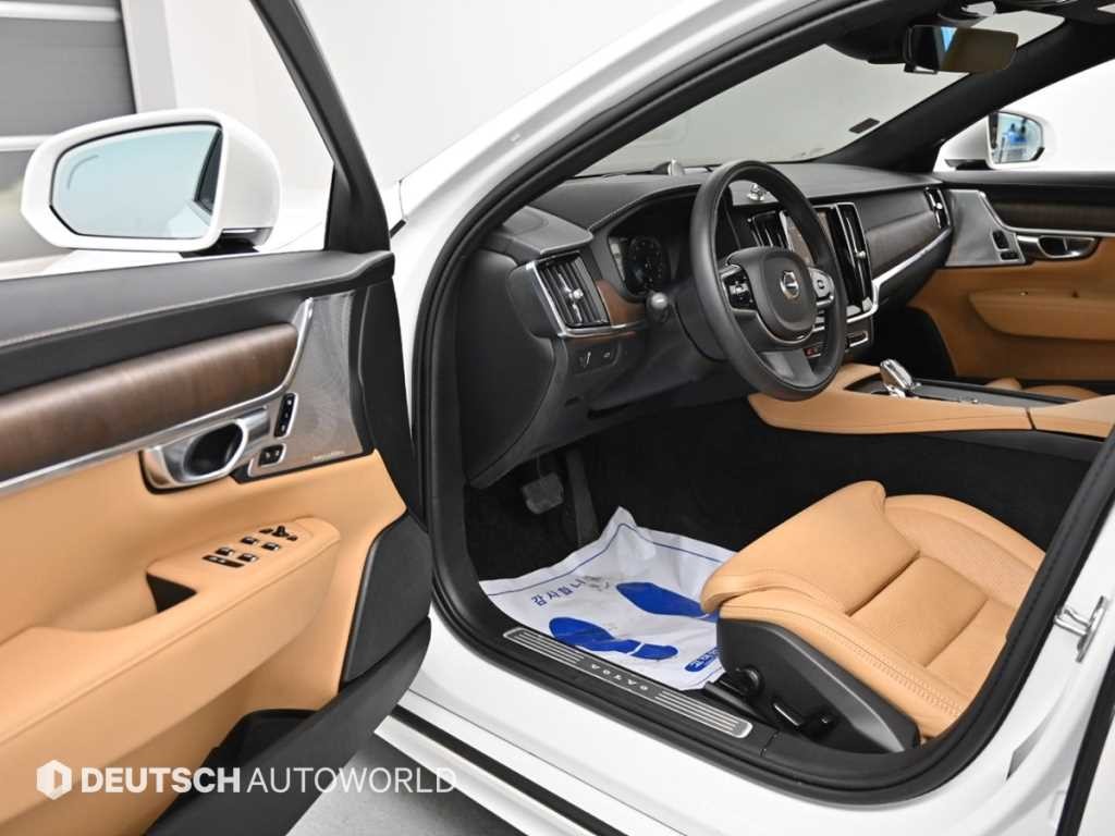 볼보 S90 B6 AWD 인스크립션 이미지 11