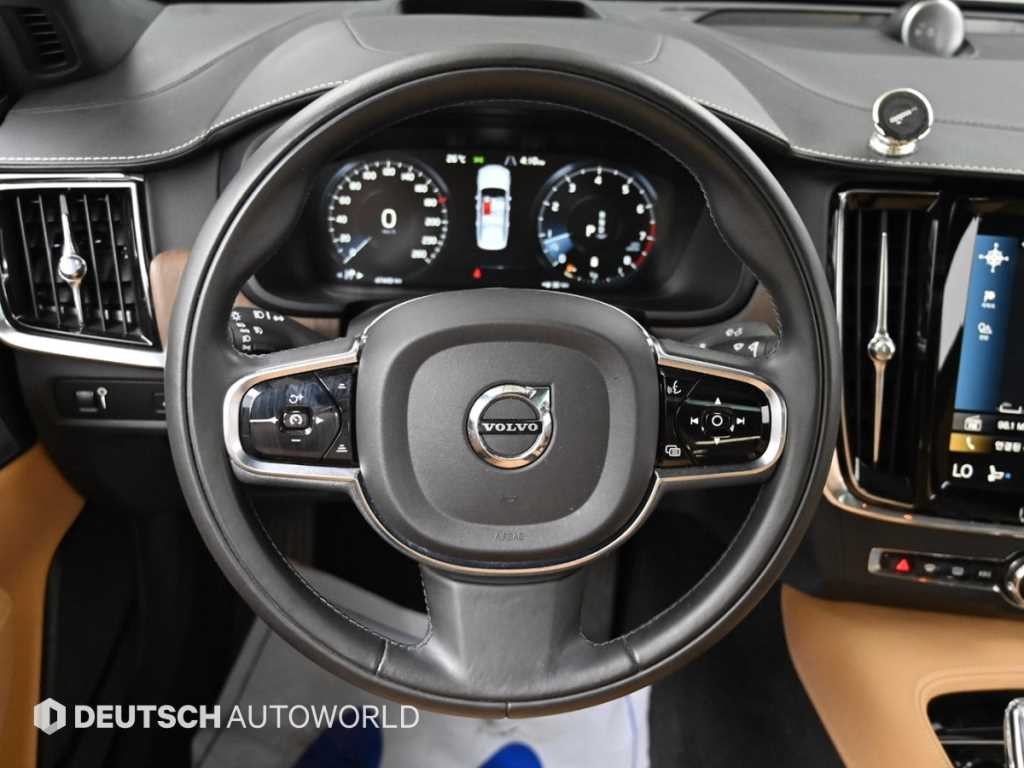 볼보 S90 B6 AWD 인스크립션 이미지 13