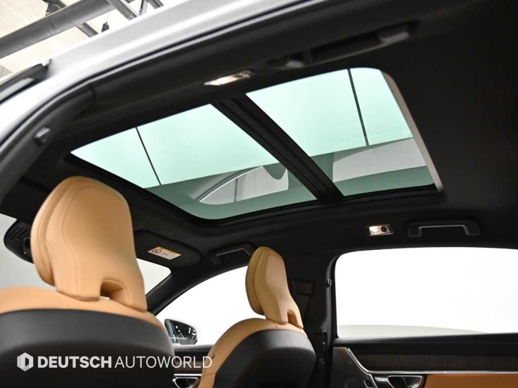 볼보 S90 B6 AWD 인스크립션 이미지 18