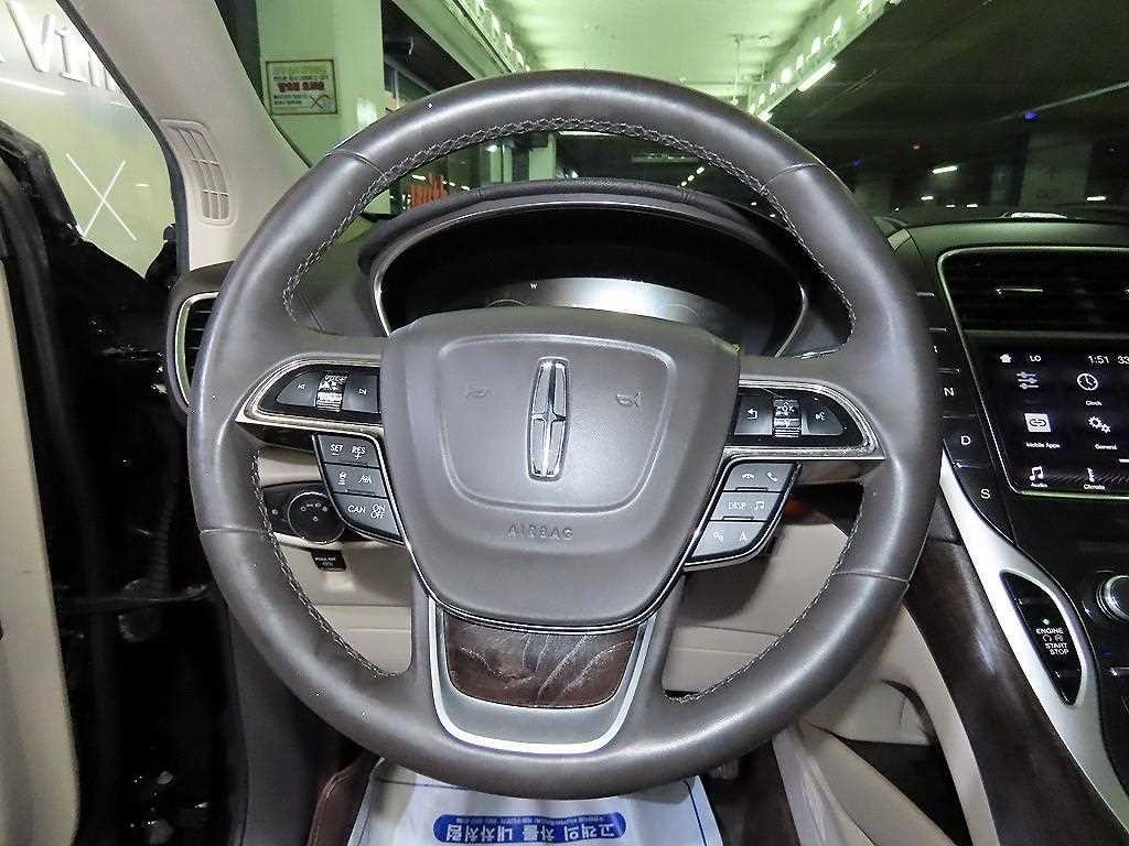 링컨 노틸러스 2.7 리저브 AWD 이미지 8