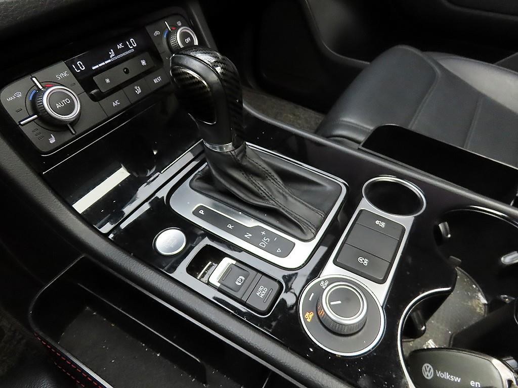 폭스바겐 투아렉 뉴 투아렉 V6 3.0 TDI 블루모션 이미지 10