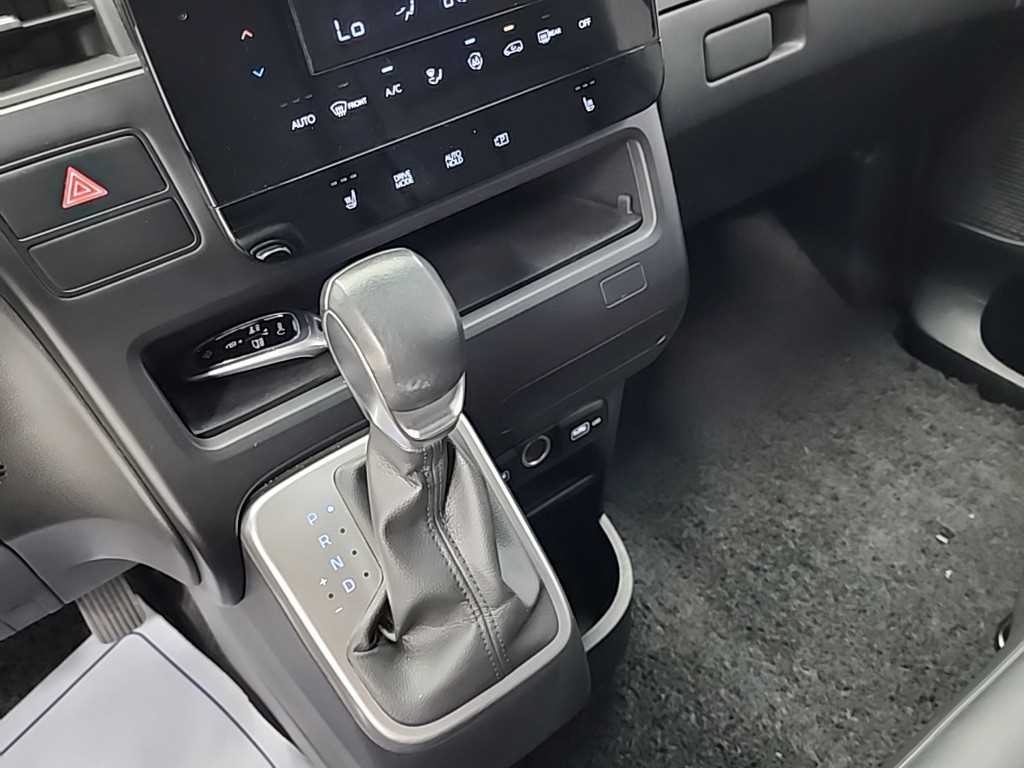 현대 스타리아 2WD 디젤 카고 모던 3인승 이미지 8