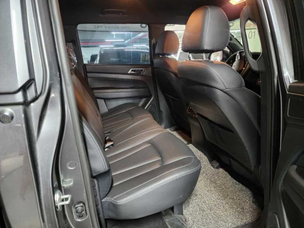 KG모빌리티(쌍용) 렉스턴 더 뉴 렉스턴 스포츠 디젤 2.2 4WD 프레스티지 이미지 15