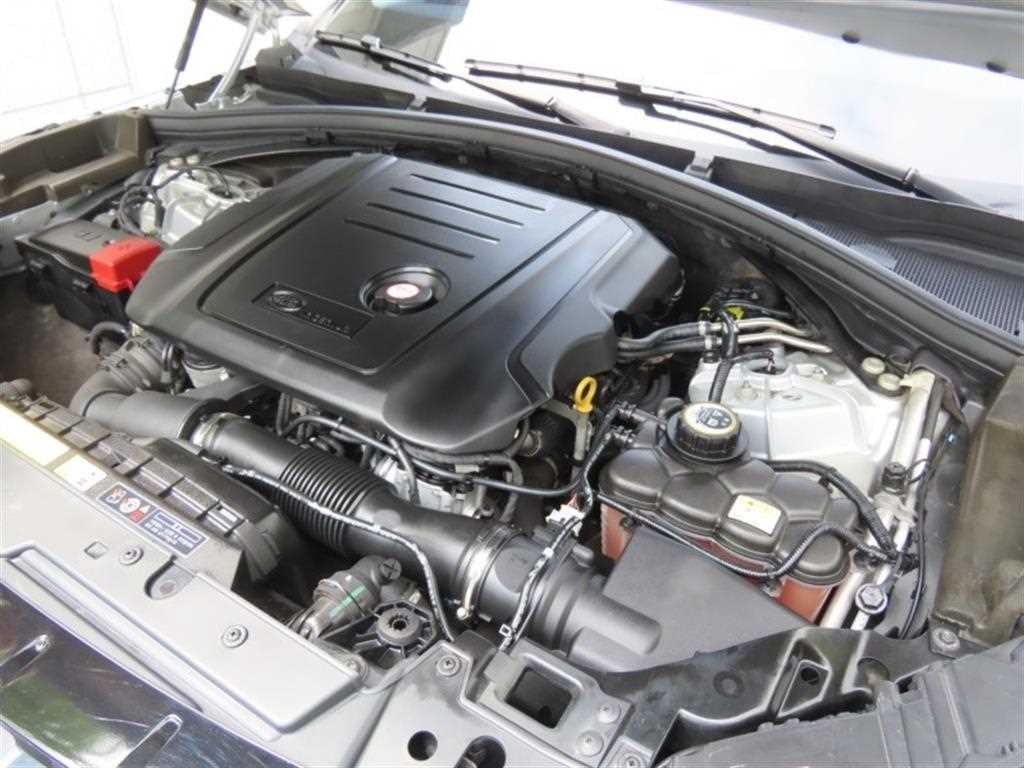 랜드로버 레인지로버 벨라 2.0 D240 S 이미지 20