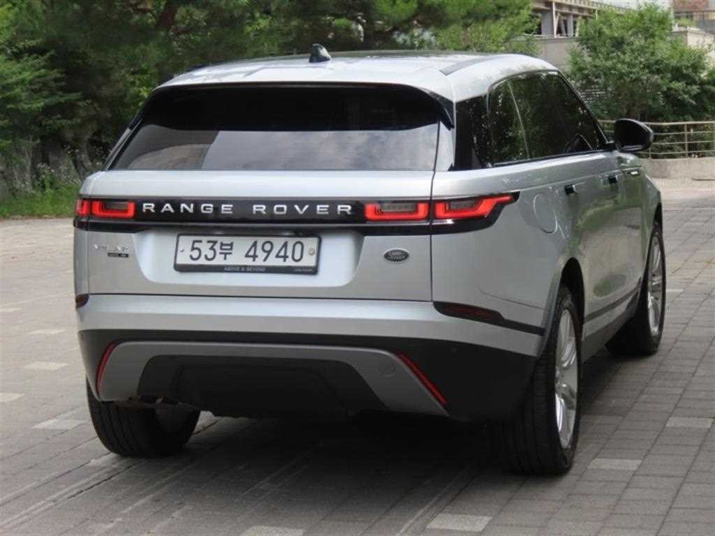 랜드로버 레인지로버 벨라 2.0 D240 S 이미지 3