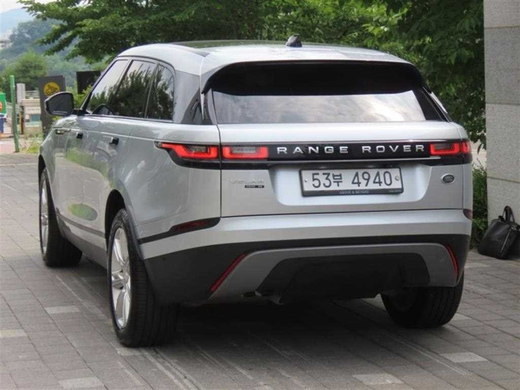 랜드로버 레인지로버 벨라 2.0 D240 S 이미지 4
