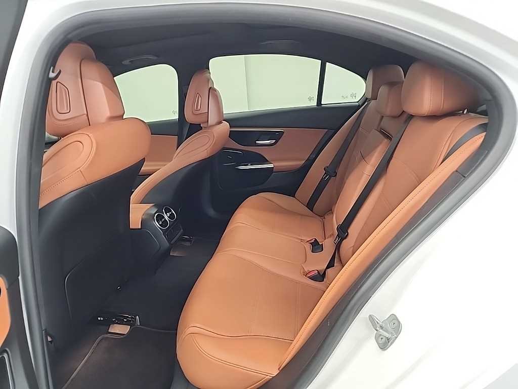벤츠 C 클래스 C클래스 W206 C300 4MATIC 아방가르드 이미지 12