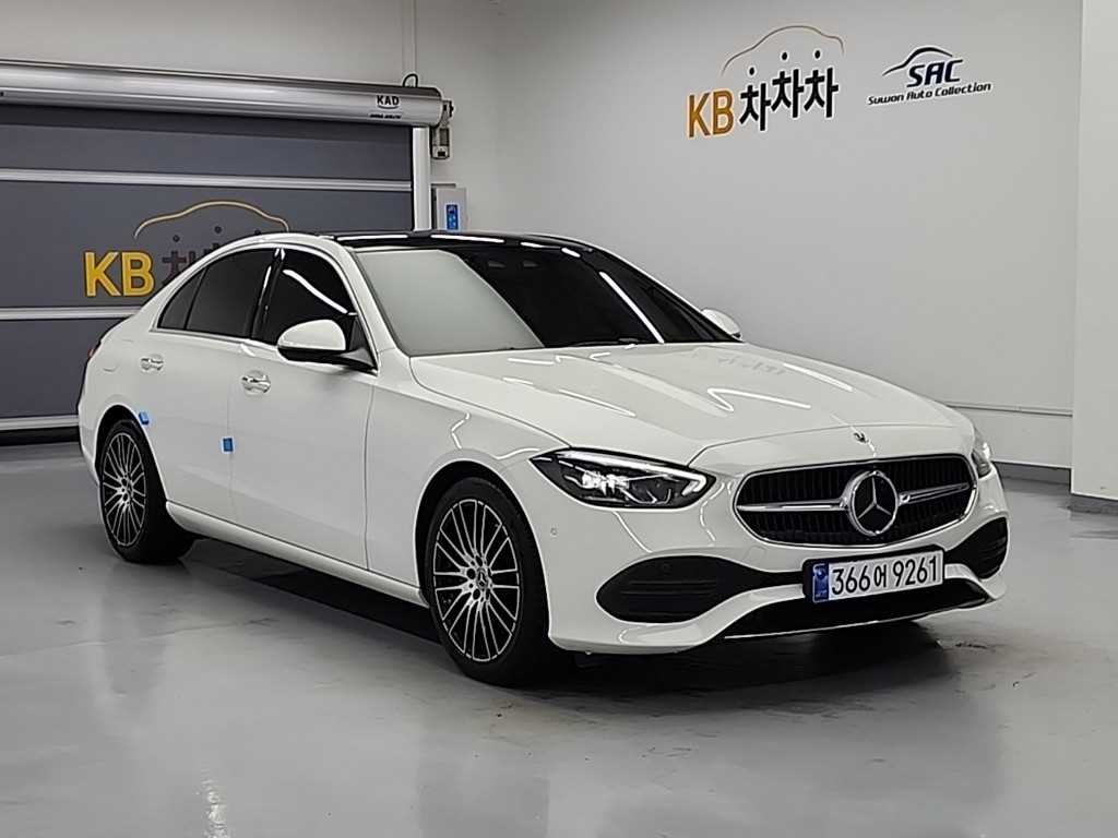 벤츠 C 클래스 C클래스 W206 C300 4MATIC 아방가르드 이미지 4