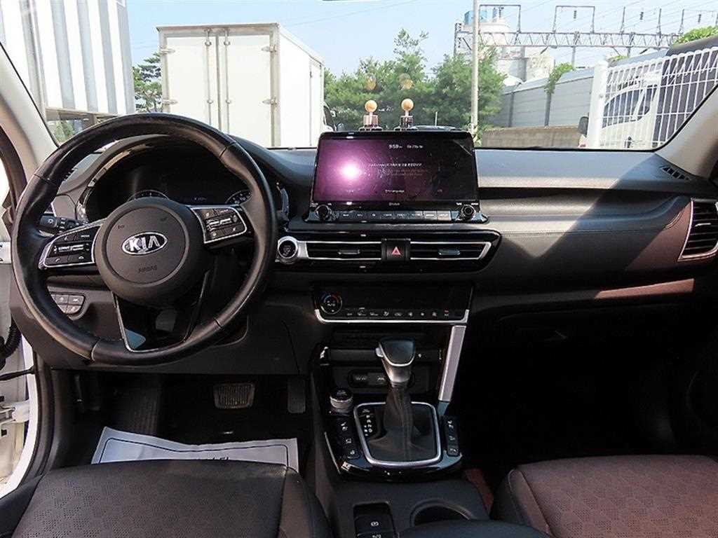 기아 셀토스 디젤 1.6 2WD 노블레스 이미지 7