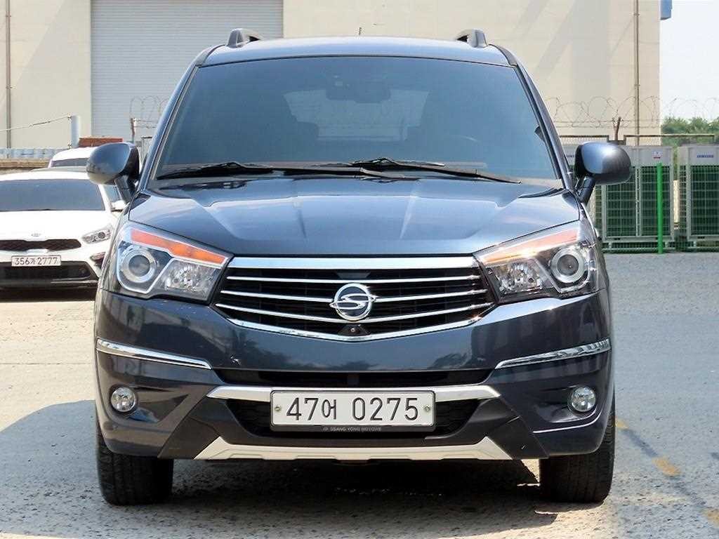 KG모빌리티(쌍용) 코란도 코란도투리스모 4WD TX 9인승 이미지 1