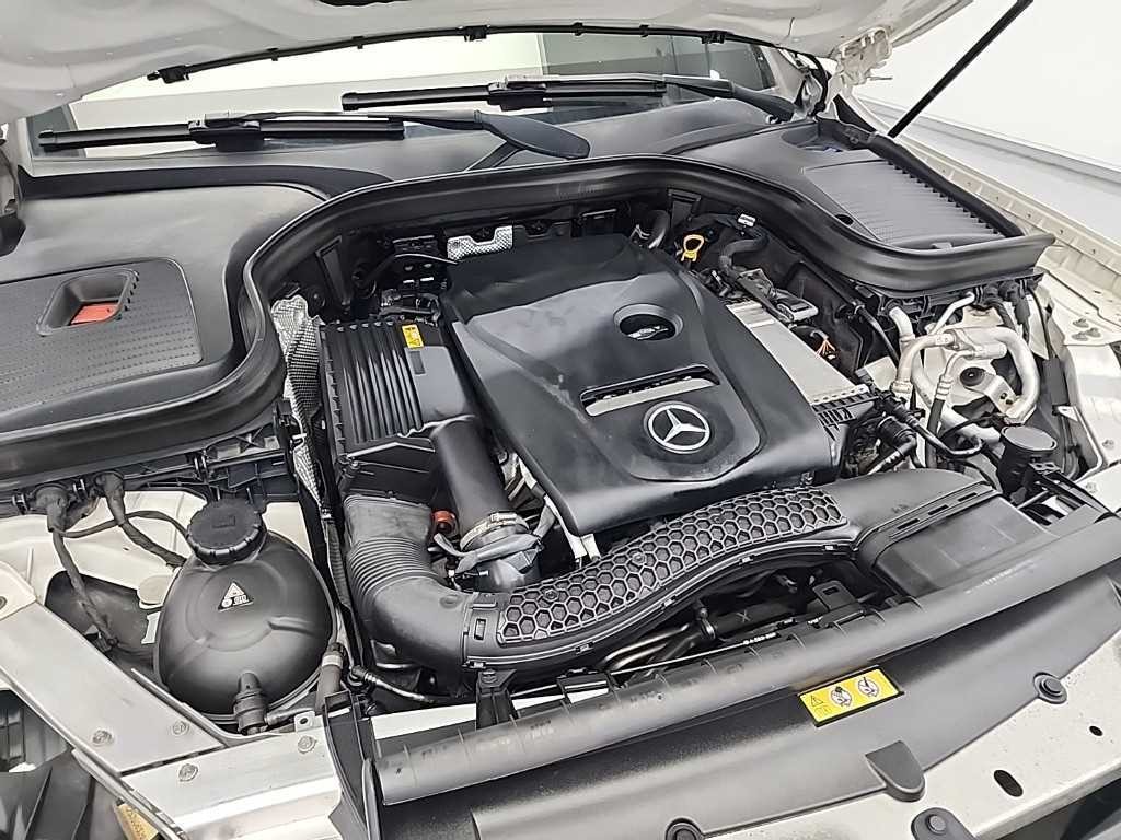 벤츠 GLC 클래스 GLC클래스 X253 GLC 300 4MATIC 쿠페 이미지 4