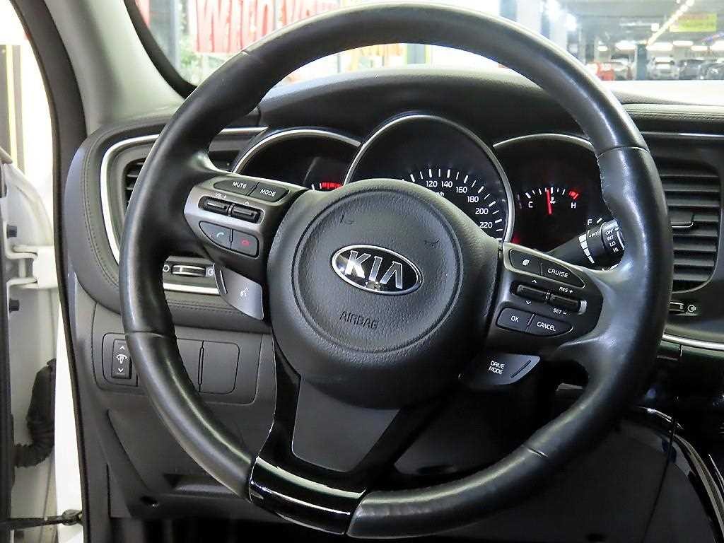 기아 K5 더 뉴 K5 2.0 럭셔리 트랜디 이미지 8
