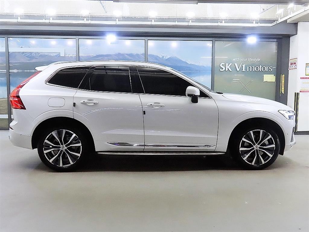 볼보 XC60 XC60(2세대) B6 AWD 인스크립션 이미지 3