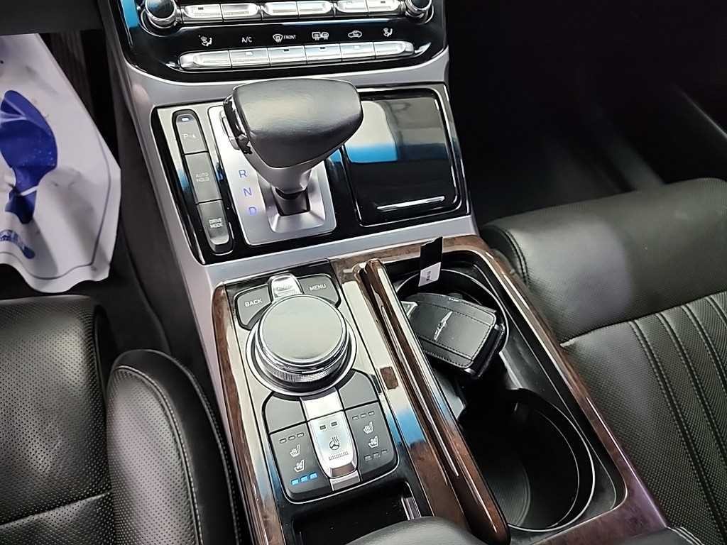 제네시스 EQ900 3.3 T-GDI AWD 럭셔리 이미지 8