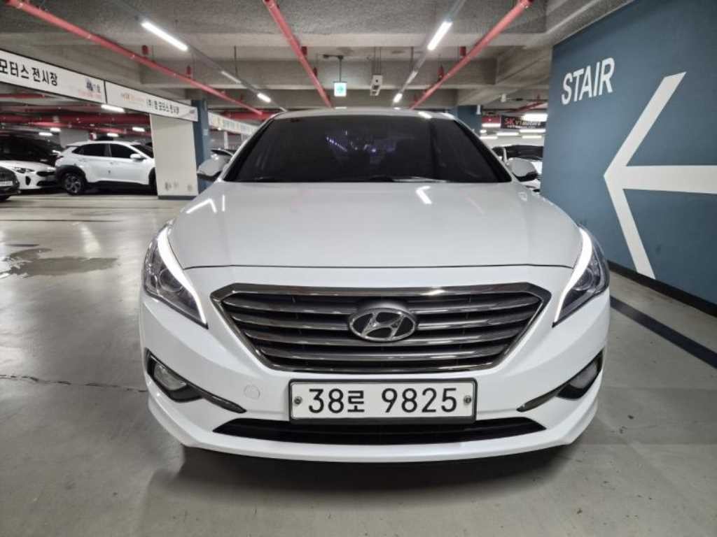 현대 쏘나타 LF 쏘나타 2.0 스마트 기본형 이미지 2