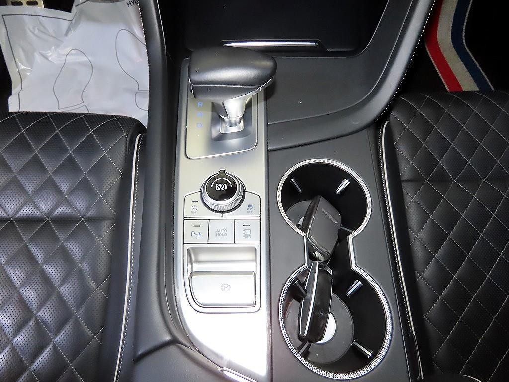 제네시스 G70 2.0T AWD 스포츠 패키지 이미지 12