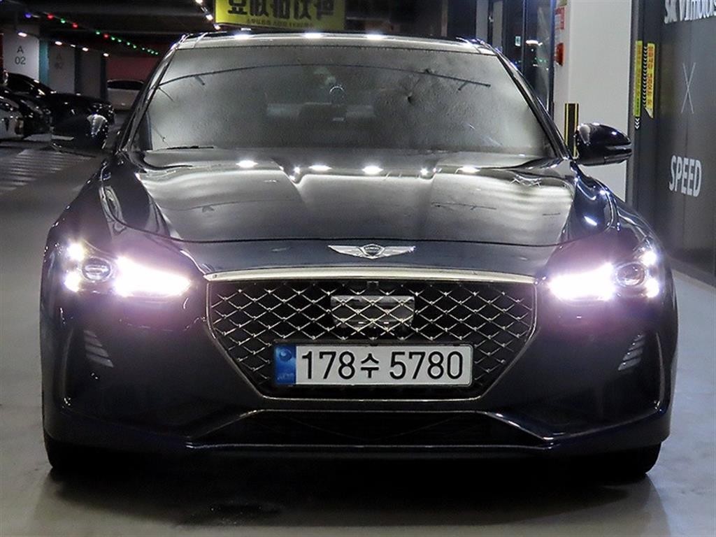 제네시스 G70 2.0T AWD 스포츠 패키지 이미지 2