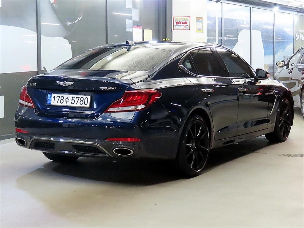 제네시스 G70 2.0T AWD 스포츠 패키지 이미지 4