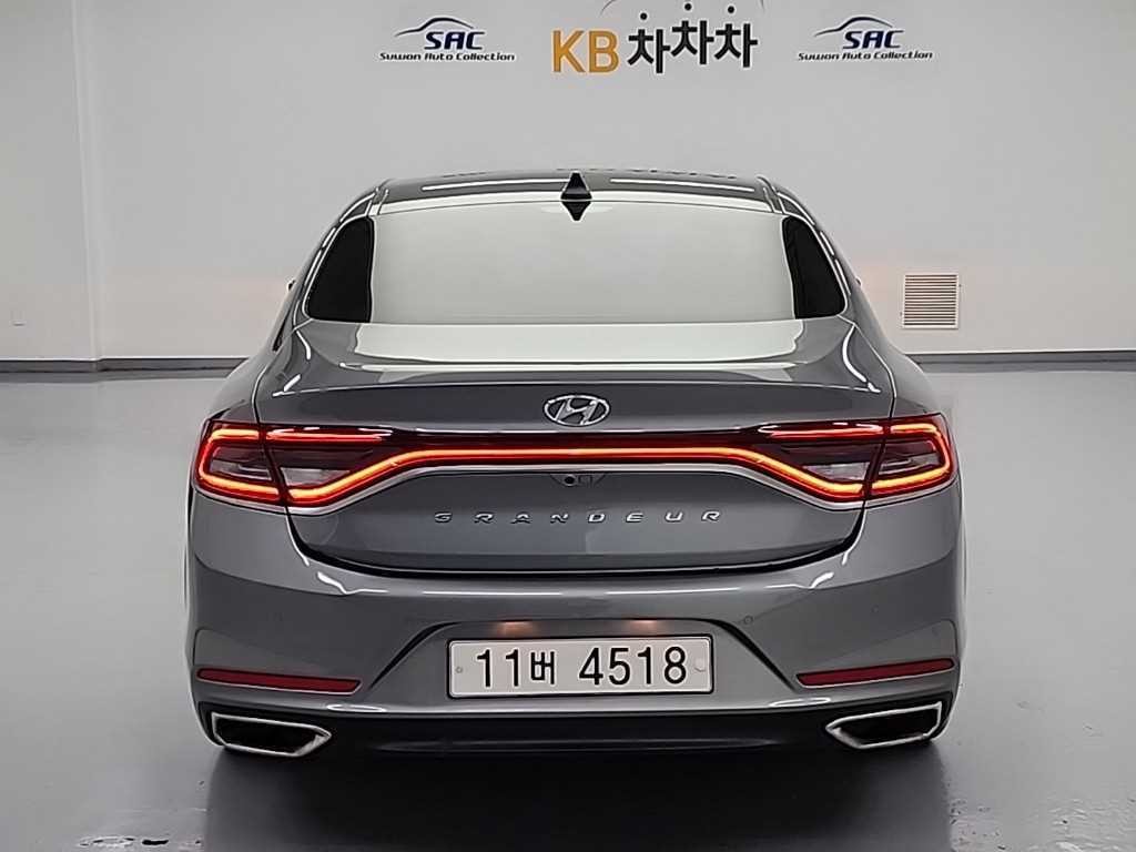 현대 그랜저 그랜저 IG 2.4 GDI 프리미엄 스페셜 이미지 3