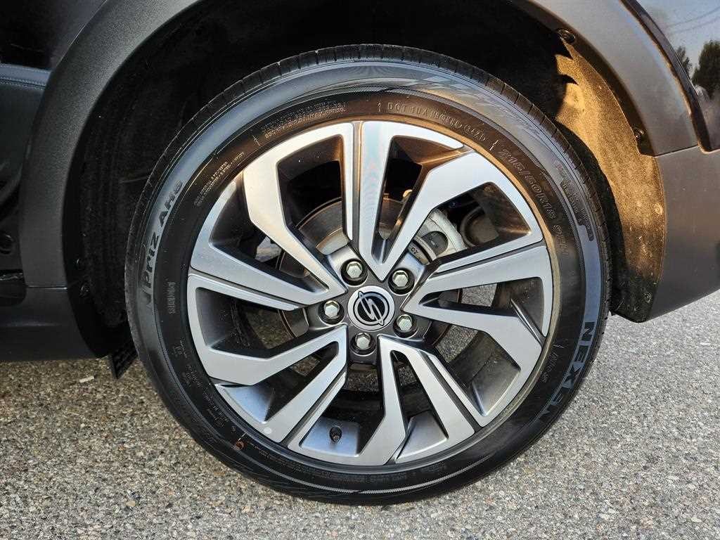KG모빌리티(쌍용) 티볼리 베리 뉴 티볼리 4WD 가솔린 1.5 업비트 이미지 20