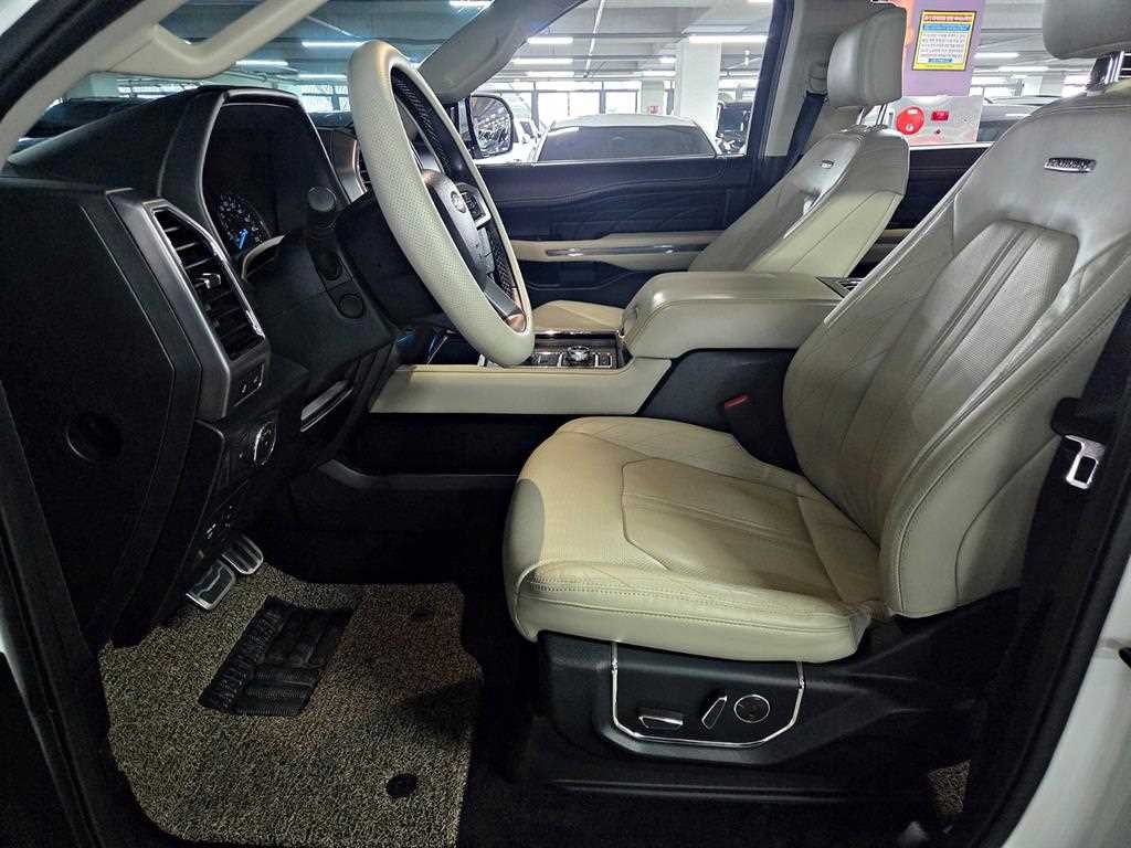 포드 익스피디션 3.5 EcoBoost Platinum 이미지 12