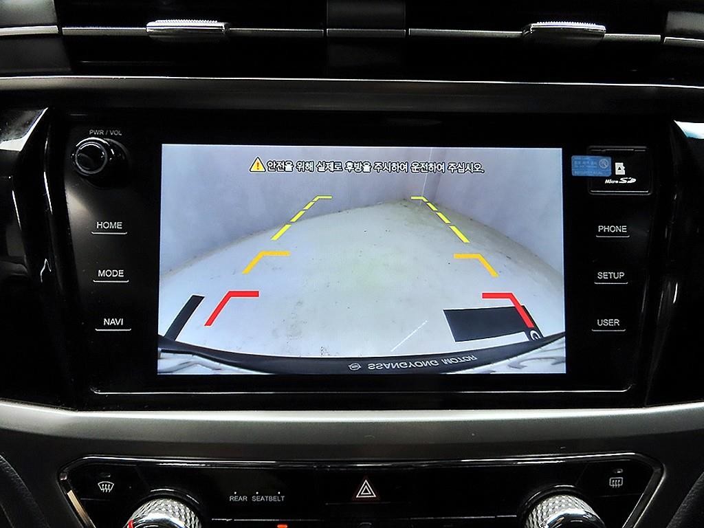 KG모빌리티(쌍용) 코란도 뷰티풀코란도 2WD 디젤 1.6 C5 플러스 이미지 15