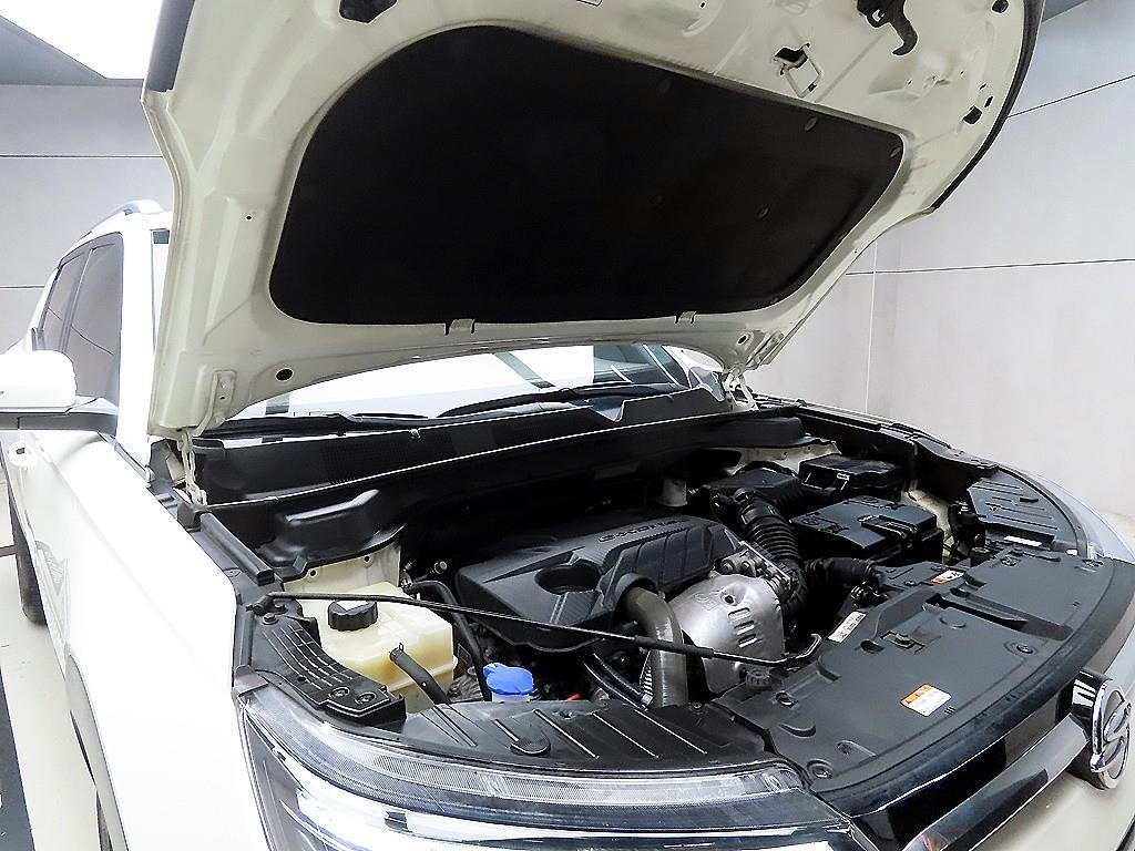 KG모빌리티(쌍용) 코란도 뷰티풀코란도 2WD 디젤 1.6 C5 플러스 이미지 18
