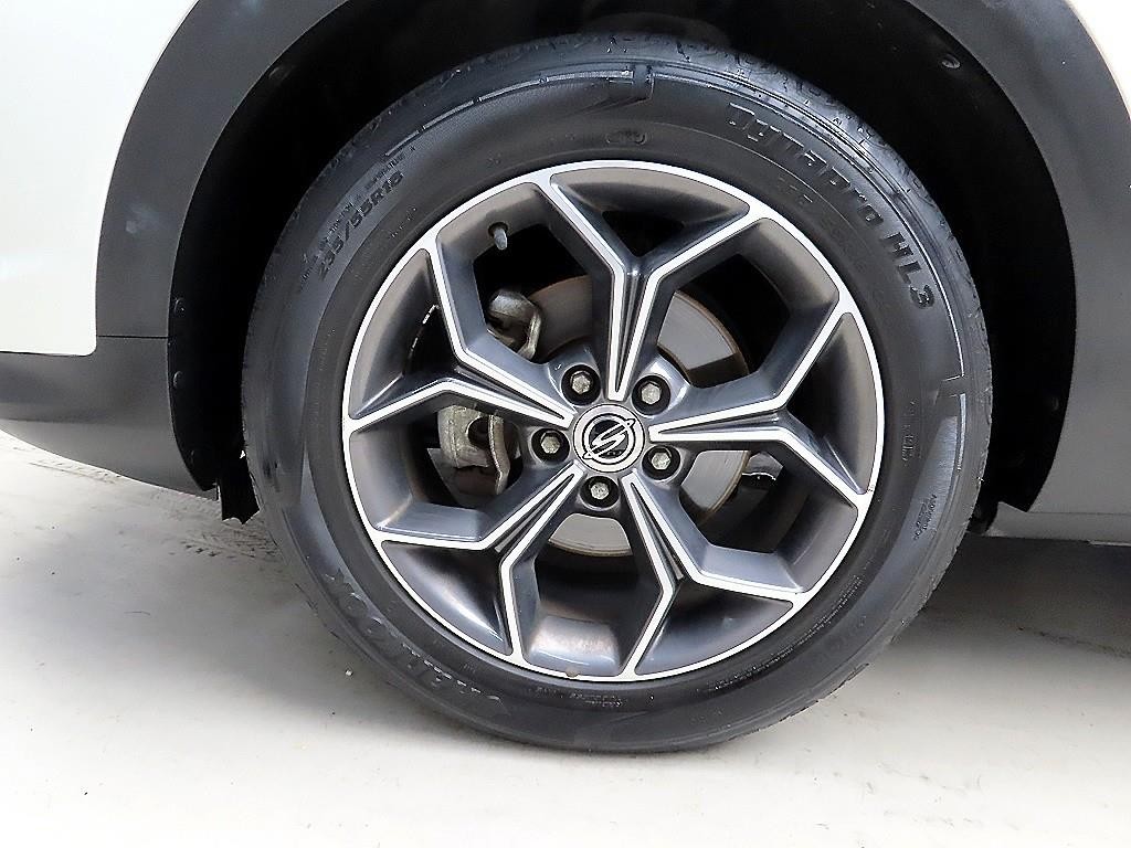 KG모빌리티(쌍용) 코란도 뷰티풀코란도 2WD 디젤 1.6 C5 플러스 이미지 19