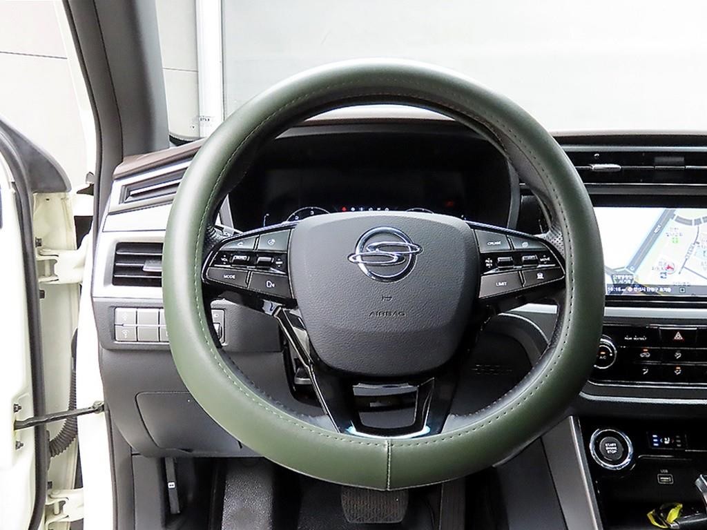 KG모빌리티(쌍용) 코란도 뷰티풀코란도 2WD 디젤 1.6 C5 플러스 이미지 9