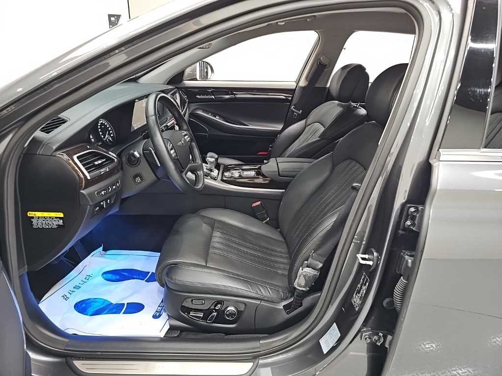 제네시스 EQ900 3.3 T-GDI AWD 럭셔리 이미지 11