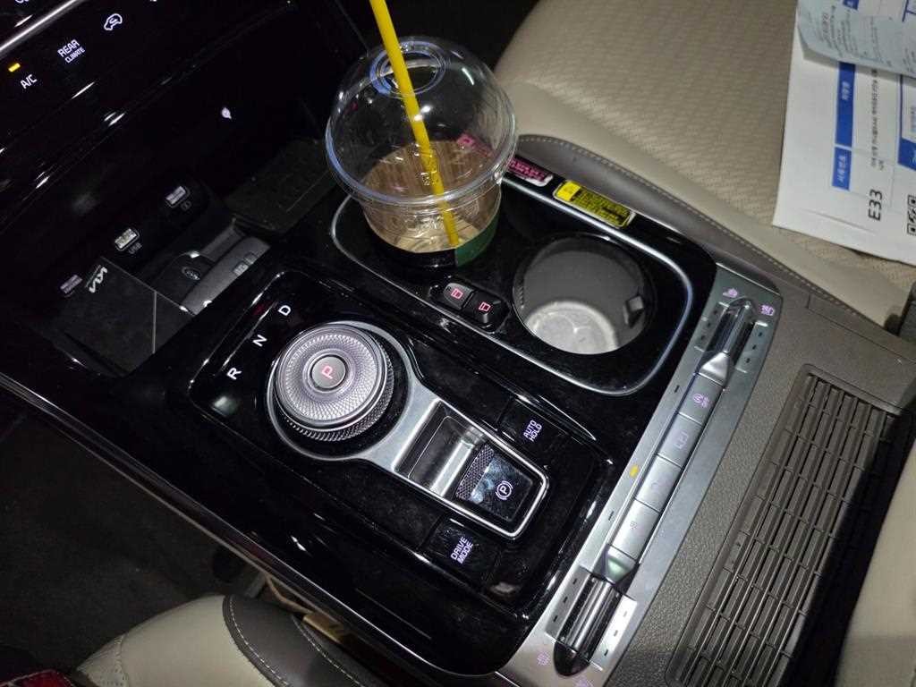 기아 카니발 카니발 4세대 디젤 9인승 하이리무진 시그니처 이미지 6