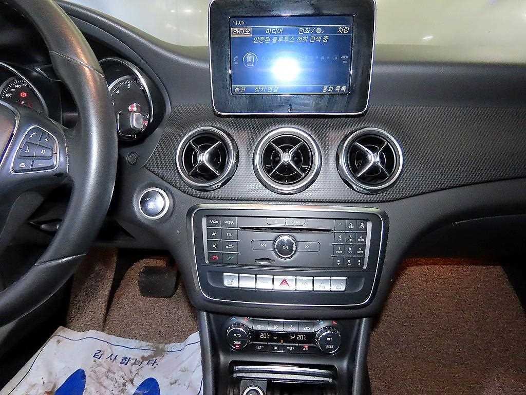벤츠 GLA 클래스 GLA클래스 X156 GLA220 이미지 11
