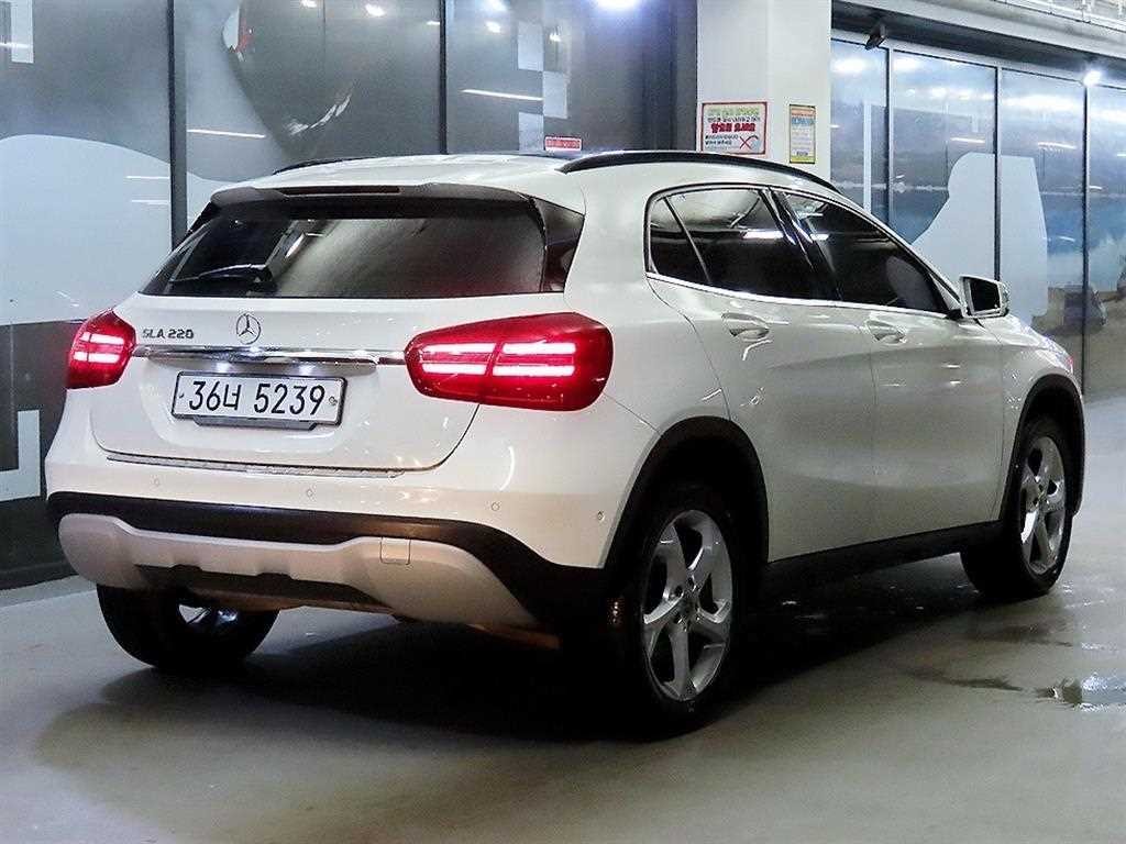 벤츠 GLA 클래스 GLA클래스 X156 GLA220 이미지 4