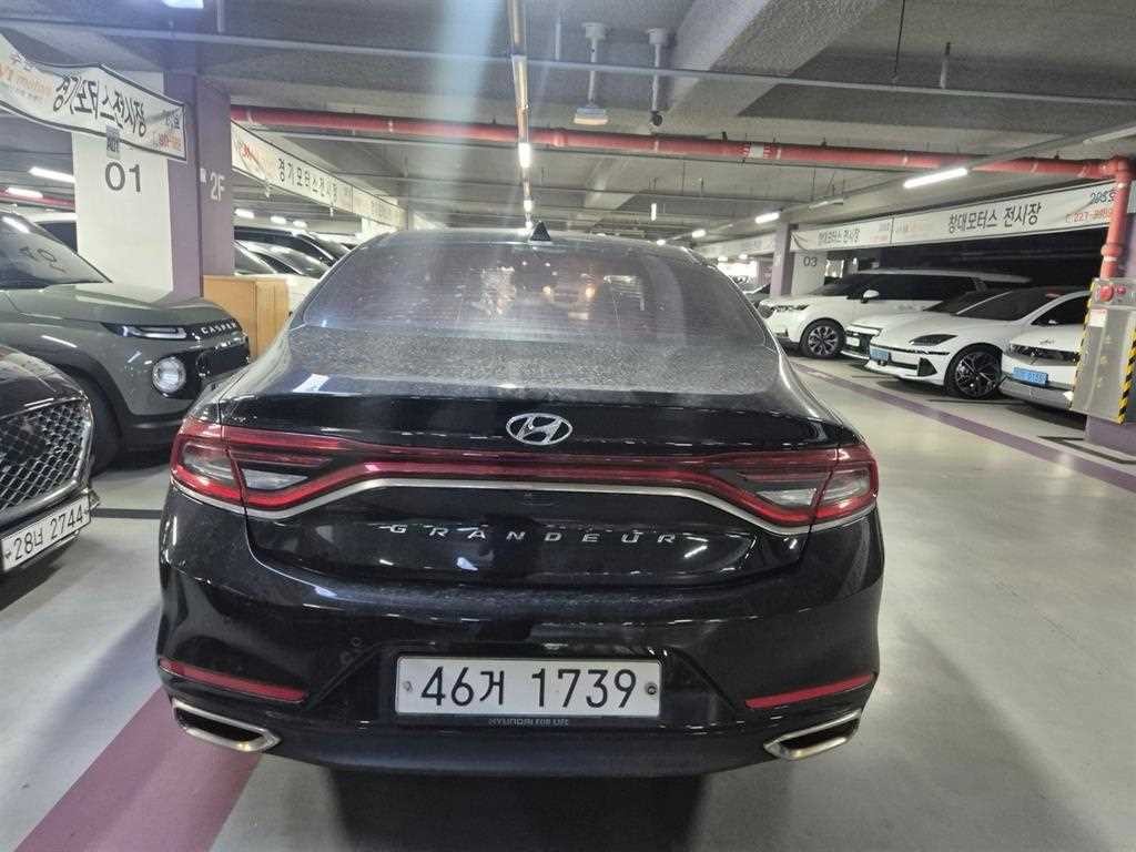 현대 그랜저 그랜저 IG 2.4 GDI 프리미엄 스페셜 이미지 5