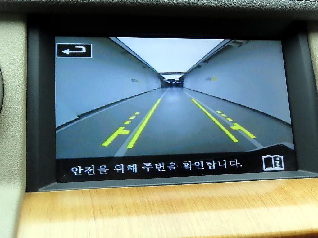 랜드로버 디스커버리 디스커버리4 3.0 SDV6 SE 이미지 14