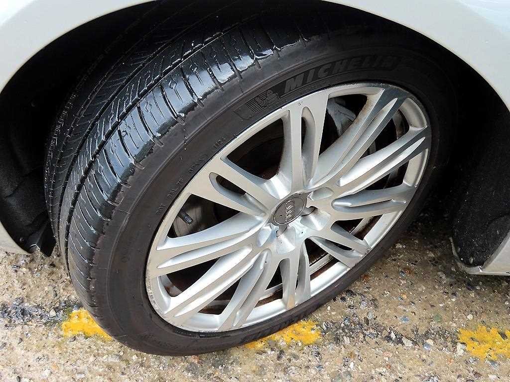 아우디 A8 뉴A8 4.2 TDI 콰트로 LWB 이미지 20