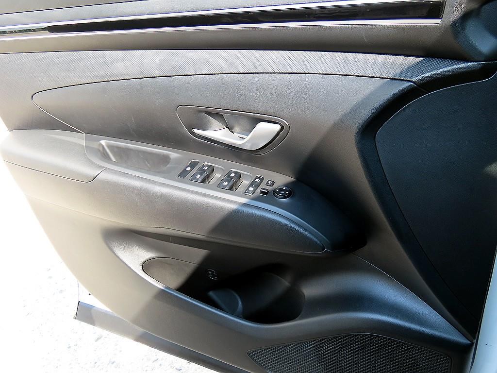 현대 투싼 투싼 (NX4) 가솔린 1.6 터보 4WD 프리미엄 이미지 10