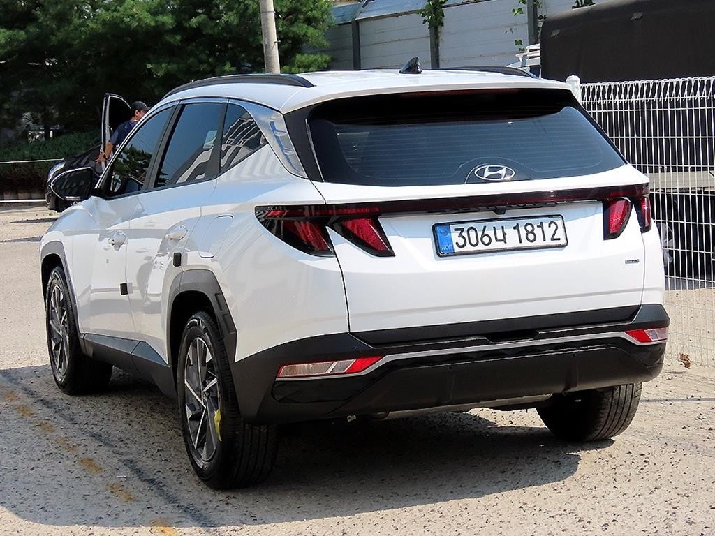 현대 투싼 투싼 (NX4) 가솔린 1.6 터보 4WD 프리미엄 이미지 3