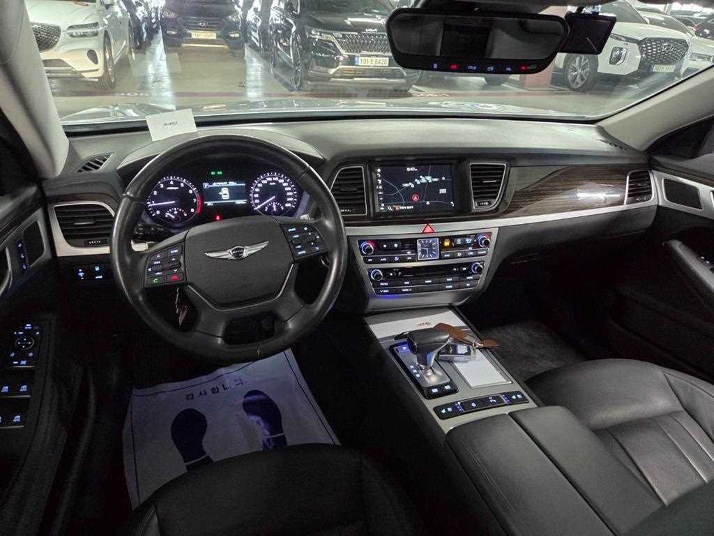 제네시스 G80 3.3 GDI AWD 럭셔리 이미지 17