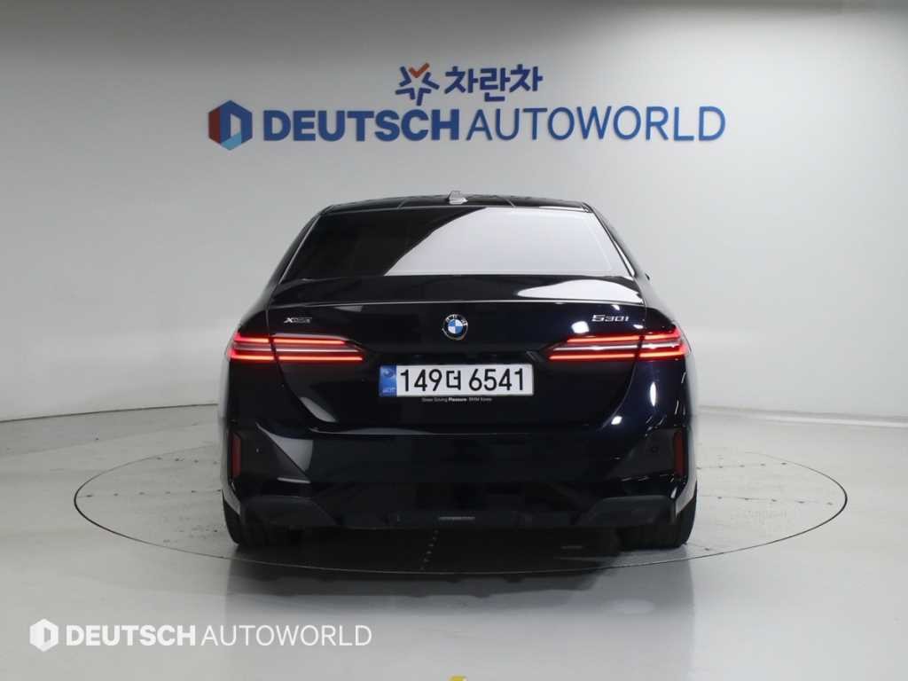 BMW 5시리즈 5시리즈 (G60) 530i xDrive M 스포츠 이미지 4