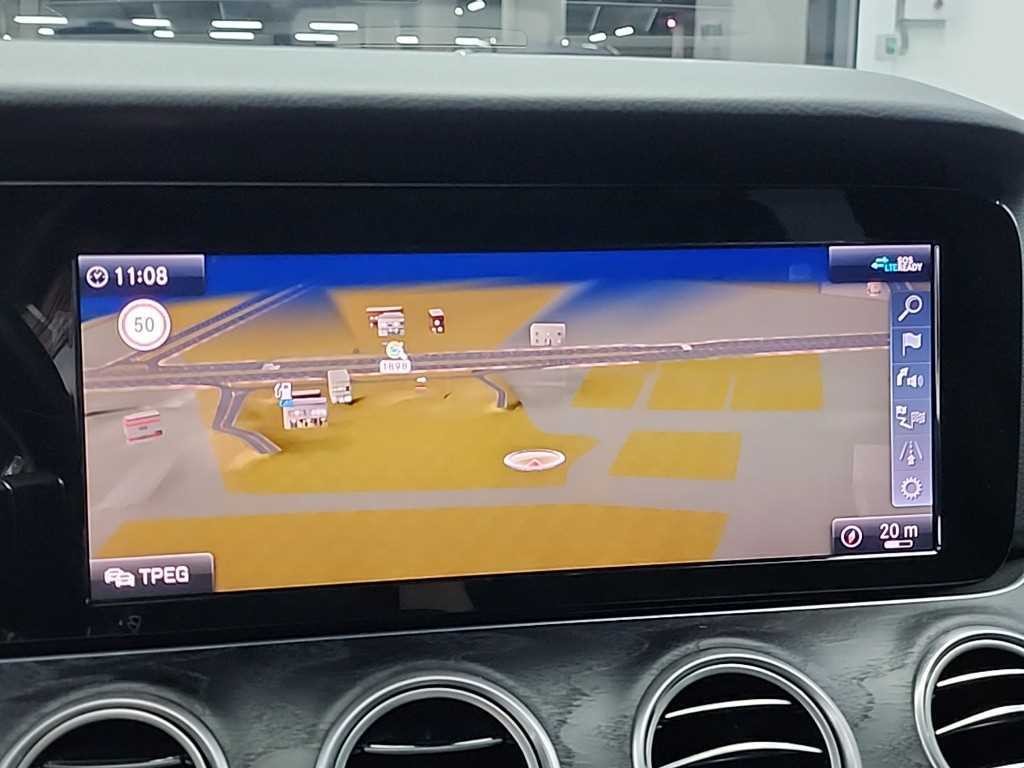 벤츠 E 클래스 E-클래스 W213 E220d 아방가르드 이미지 15