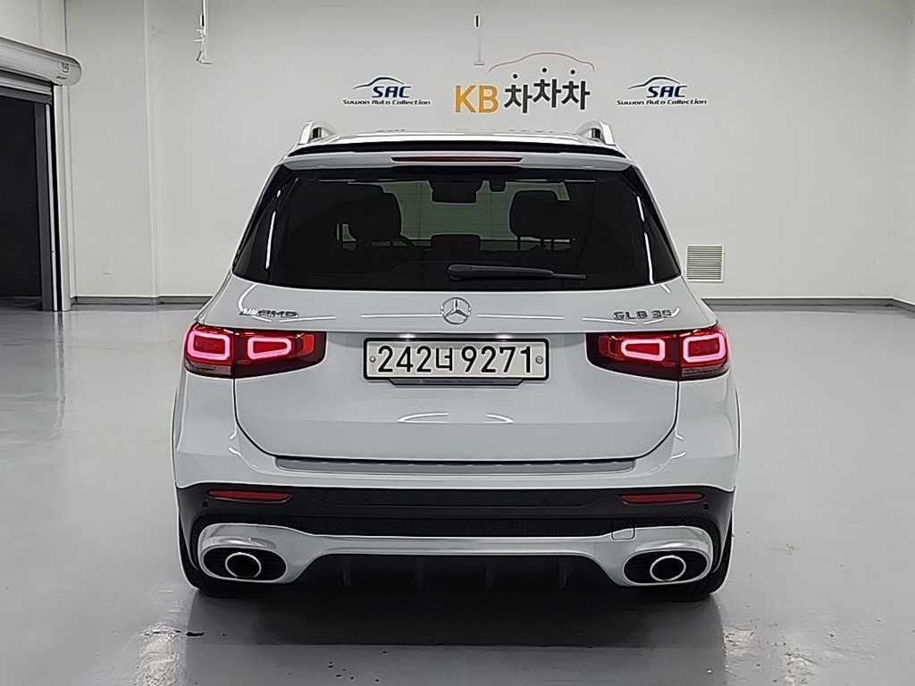 벤츠 GLB 클래스 GLB클래스 X247 AMG GLB 35 4MATIC 이미지 3