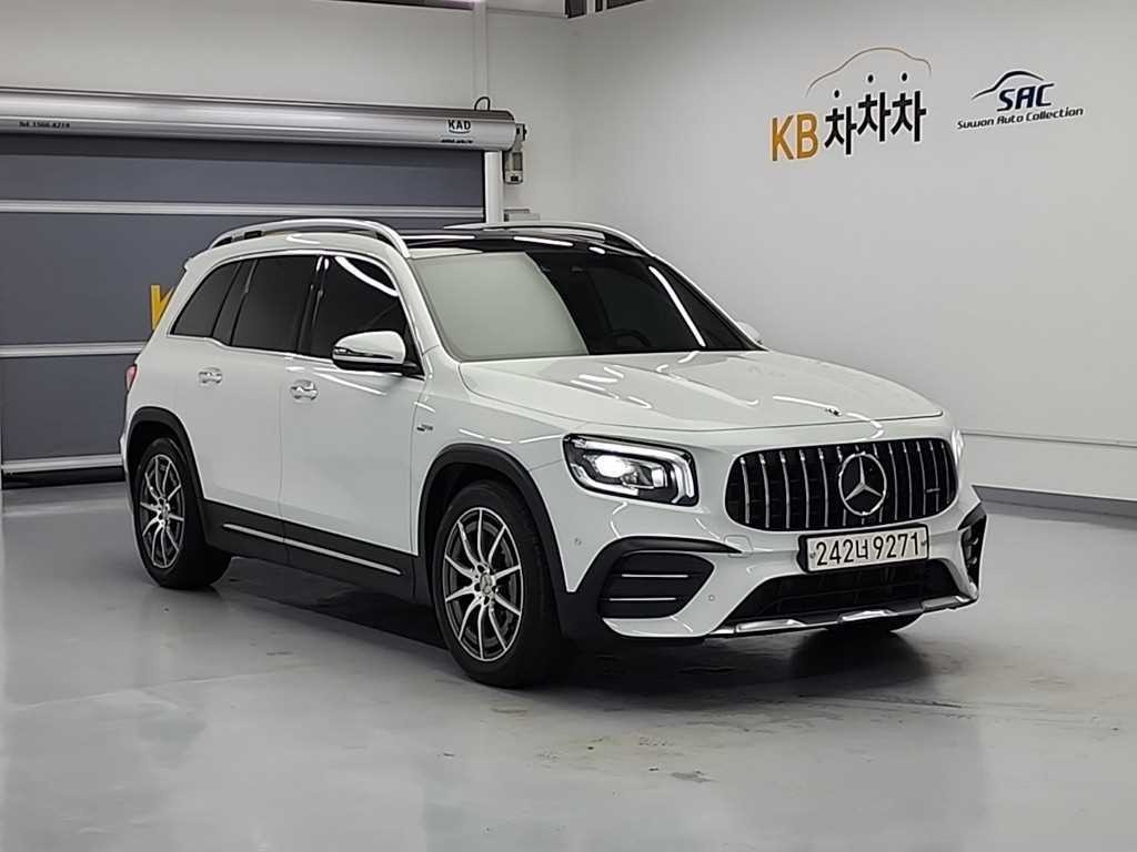 벤츠 GLB 클래스 GLB클래스 X247 AMG GLB 35 4MATIC 이미지 4