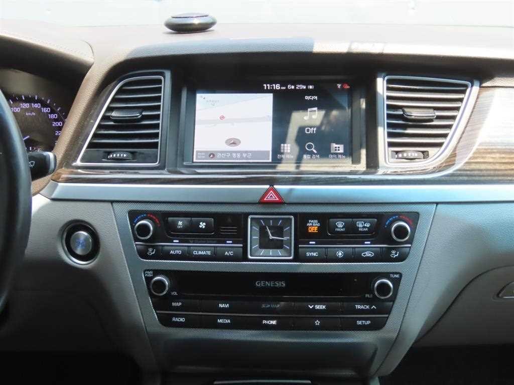 제네시스 G80 3.3 GDI AWD 럭셔리 이미지 12