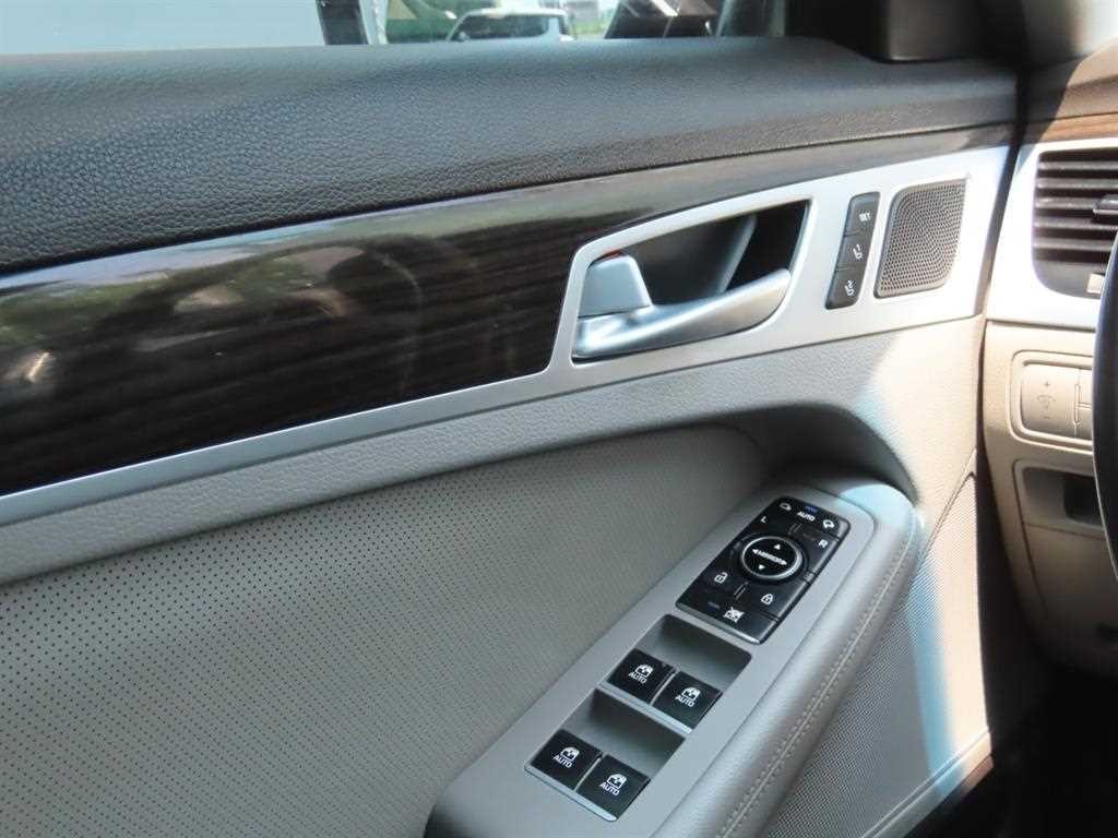 제네시스 G80 3.3 GDI AWD 럭셔리 이미지 14