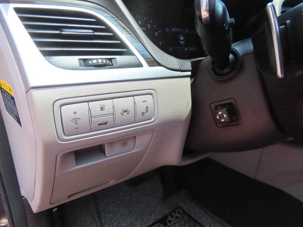 제네시스 G80 3.3 GDI AWD 럭셔리 이미지 15